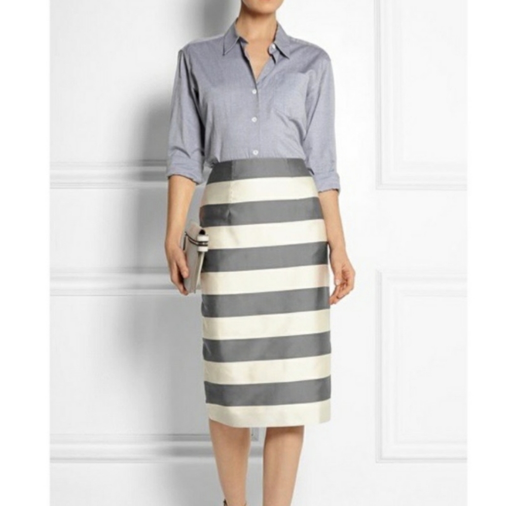 Burberry stripe skirt // authentic designer